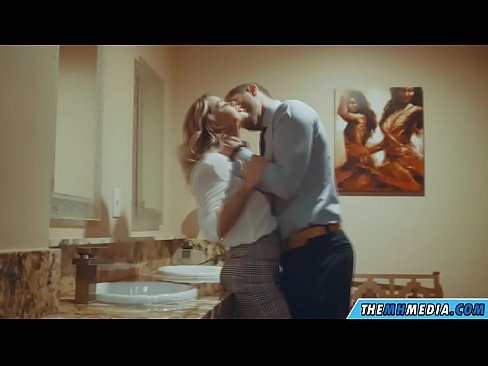 ❤️ Amikor egy bögyös szőke elcsábít egy nyilvános WC-ben Szuper pornó at hu.tradeis.top ️